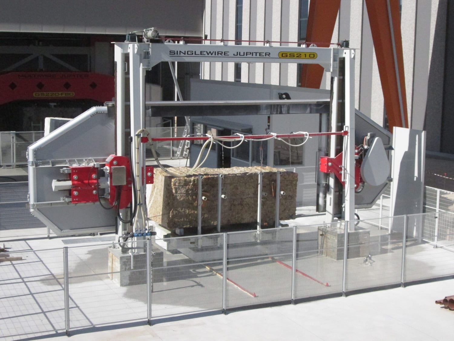 gs210f_m18700_stoneval___0002